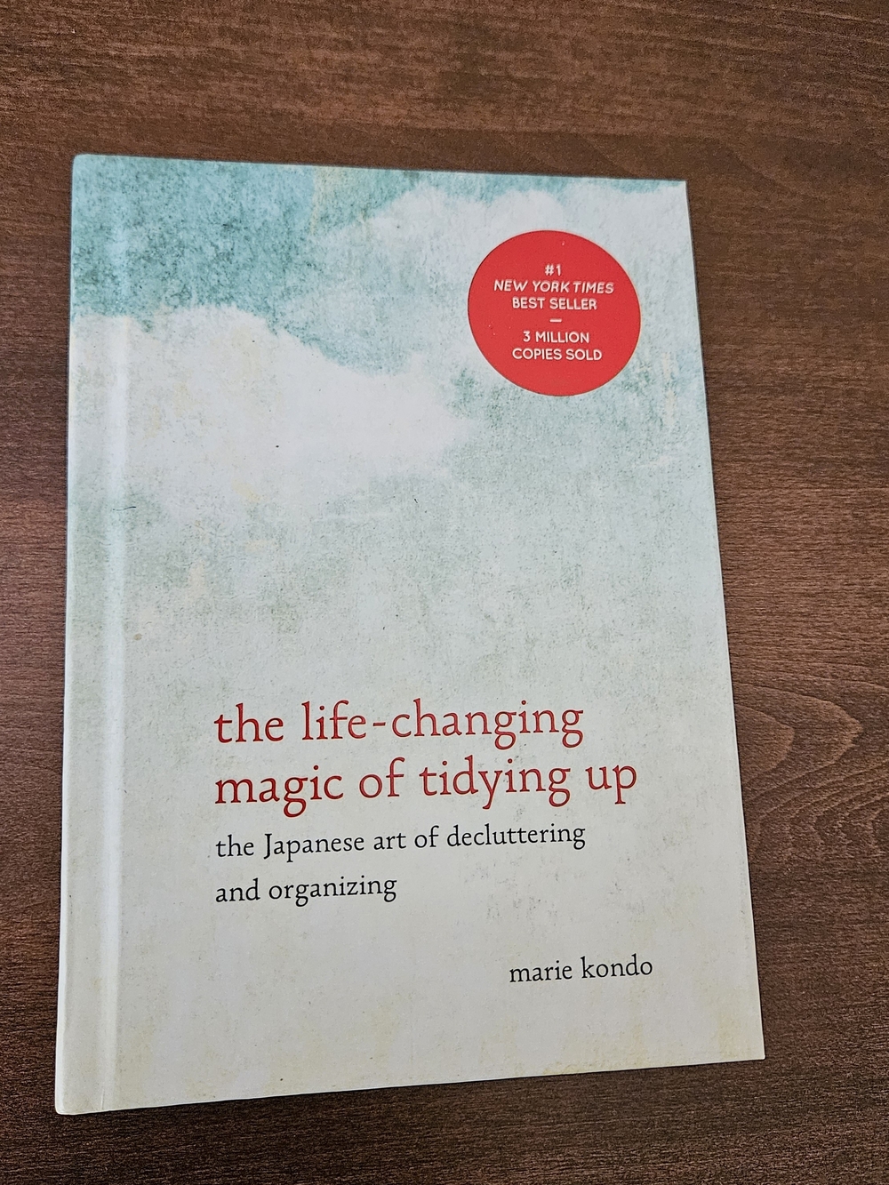 The Life-Changing Magic of Tidying Up by Marie Kondo - White & Aqua Cover